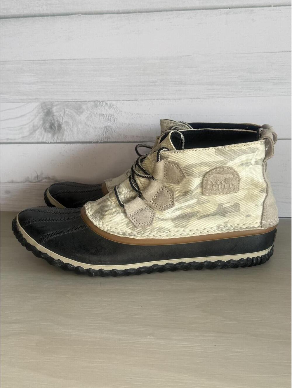 Sorel Out N About Waterproof Lace-Up Ankle Boots Beige Camo Black Size 10 Womens